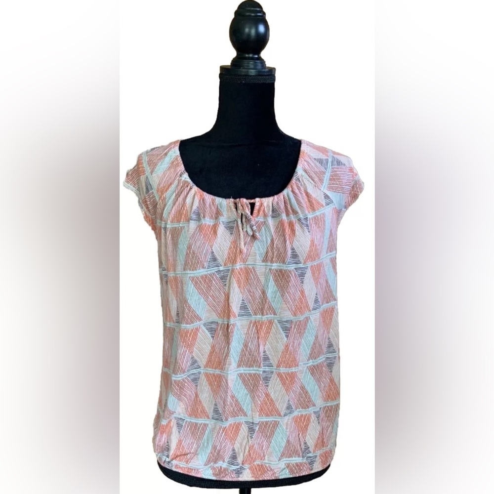 Old Navy Womens Shirt Size Small Pink Orange Tan Striped Keyhole Shortsleeve